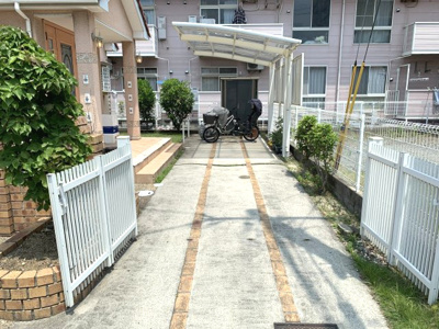 【駐車場】 | 高砂市曽根町　中古戸建 | 駐車スペース2台分ございます♪
