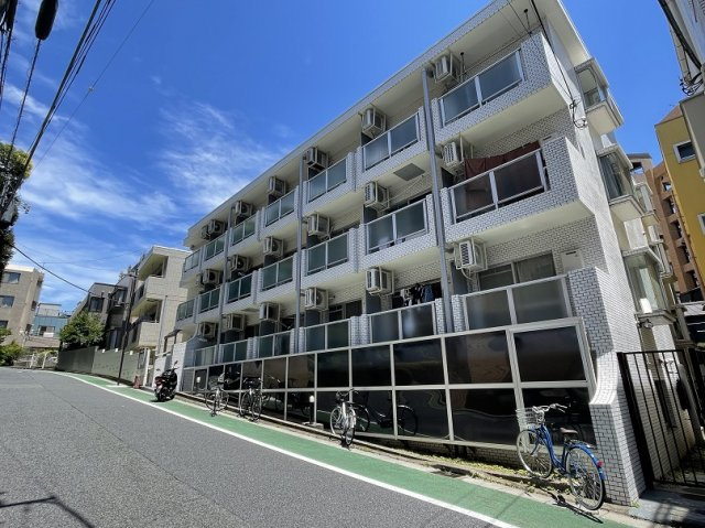 ペガサスマンション白山の外観