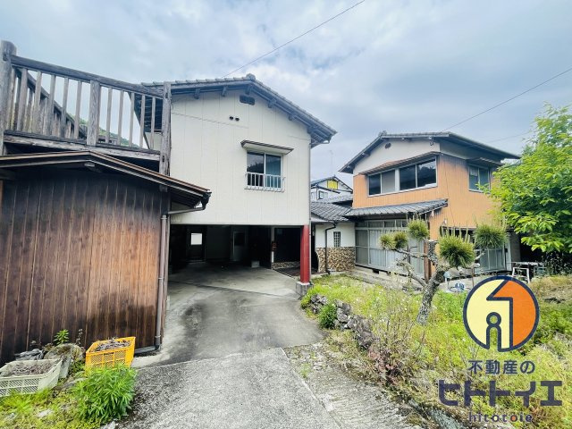 立花町白木貸家の外観
