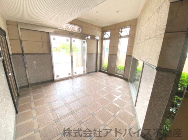 シルクローランのロビー