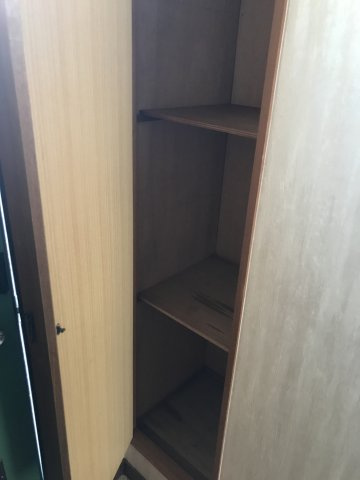 コーポならわの玄関