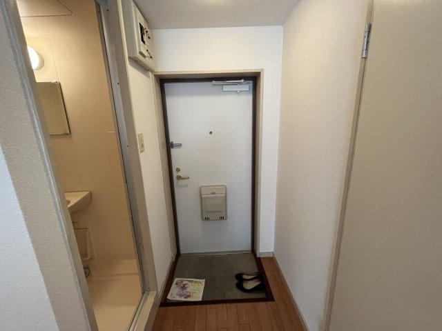 オクトワール宮崎西弐番館の玄関