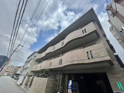 【外観】 | メゾンサンフォーレ | タイル貼りの外観です