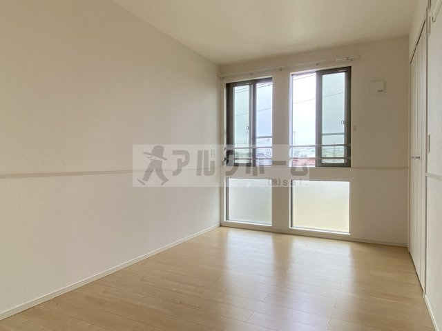 ソレイユコートの洋室