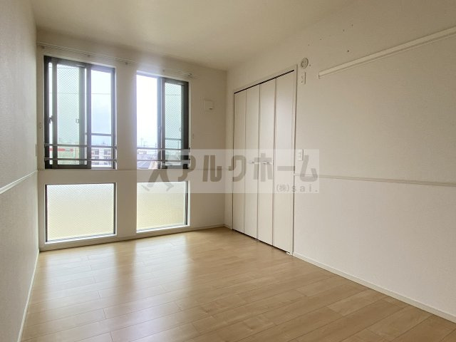 ソレイユコートの洋室