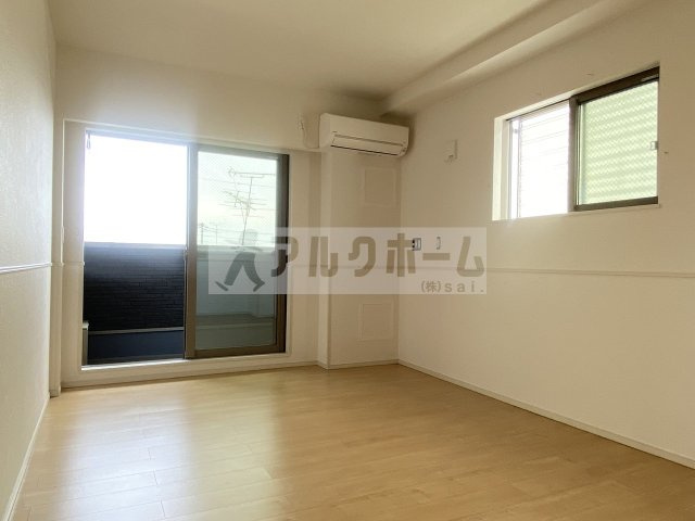 ソレイユコートの居間・リビング