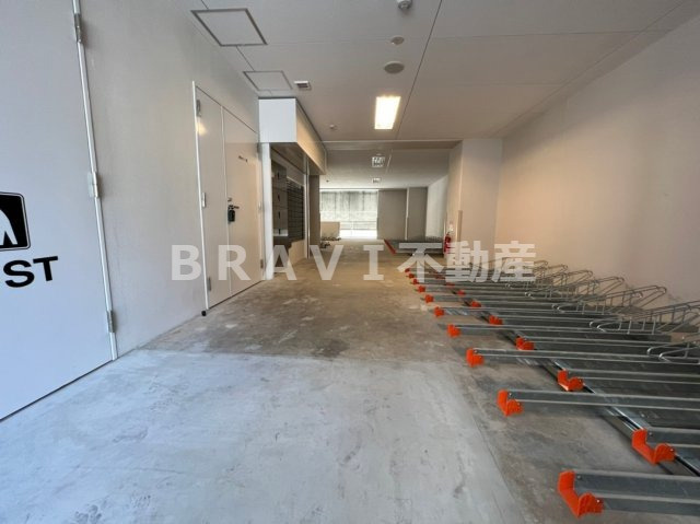セレニテ天満橋アリア　BRAVI不動産のその他共用部分|【セレニテ天満橋アリア】駐輪場