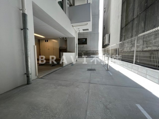 セレニテ天満橋アリア　BRAVI不動産のその他共用部分|【セレニテ天満橋アリア】バイク置場