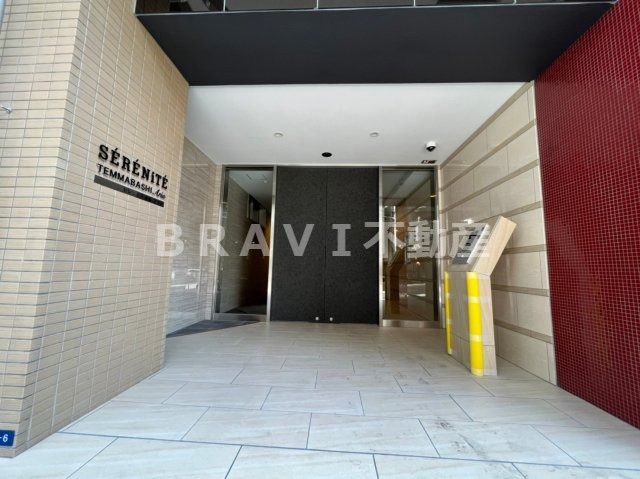 セレニテ天満橋アリア　BRAVI不動産のエントランス|【セレニテ天満橋アリア】毎日通るエントランスはこのようになっています