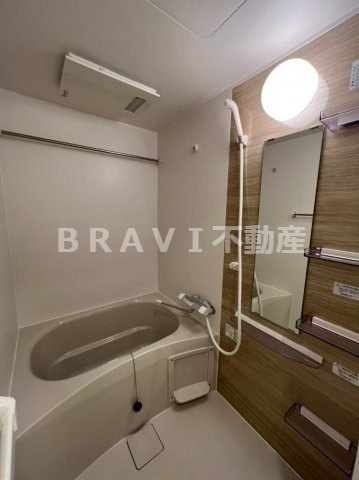 セレニテ天満橋アリア　BRAVI不動産の浴室|【セレニテ天満橋アリア】きれいなお風呂です