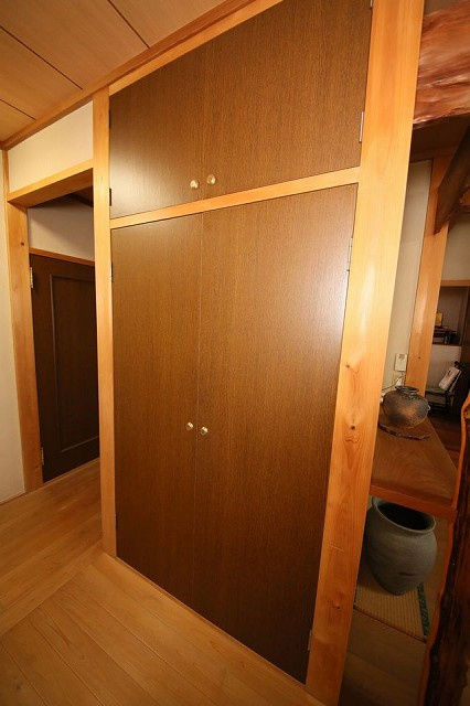 半田市柊町4丁目戸建の収納