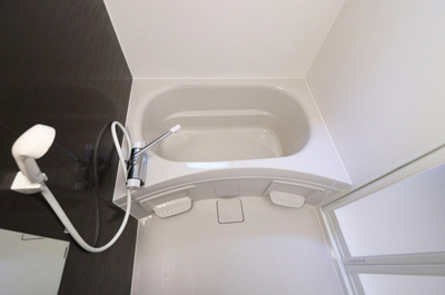 【浴室】 | 川島ハイツ | 日々の暮らしに欠かせないお風呂です