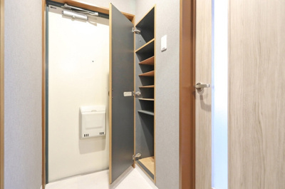 【玄関】 | 川島ハイツ | 落ち着いた玄関です