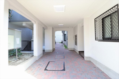 【エントランス】 | サーラシティ井田