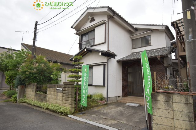 北本市本町4丁目　中古一戸建ての前面道路含む現地写真
