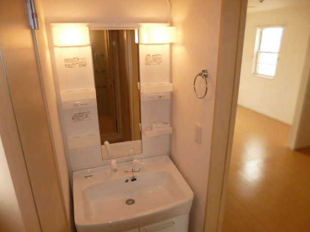 クレメントヴィラ　Ａの洗面所|洗面洗髪化粧台
