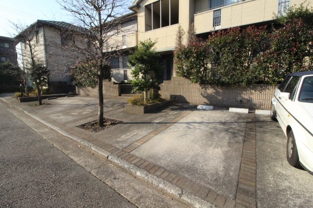 シティパルAの駐車場