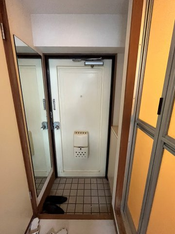 ヴィクトワール船塚の玄関