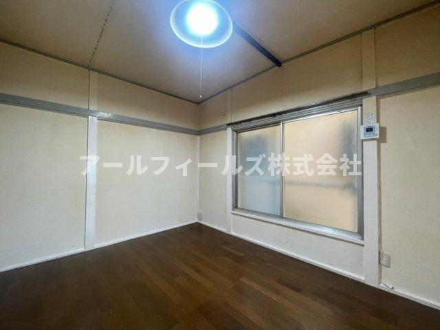 西馬橋２丁目戸建の居間・リビング