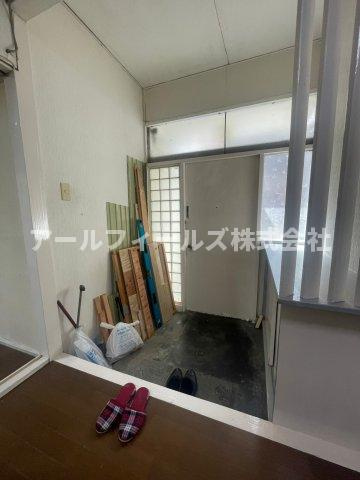 西馬橋２丁目戸建の玄関