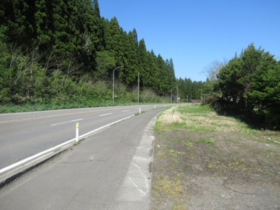 【前面道路含む現地写真】 | 北秋田市今泉中台・売地