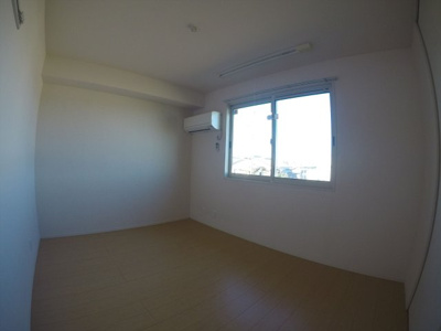 【洋室】 | ベレーザ角木