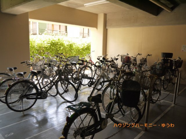 【その他共用部分】 | 新大塚タウンプラザ | 建物内に、便利な駐輪場があります。