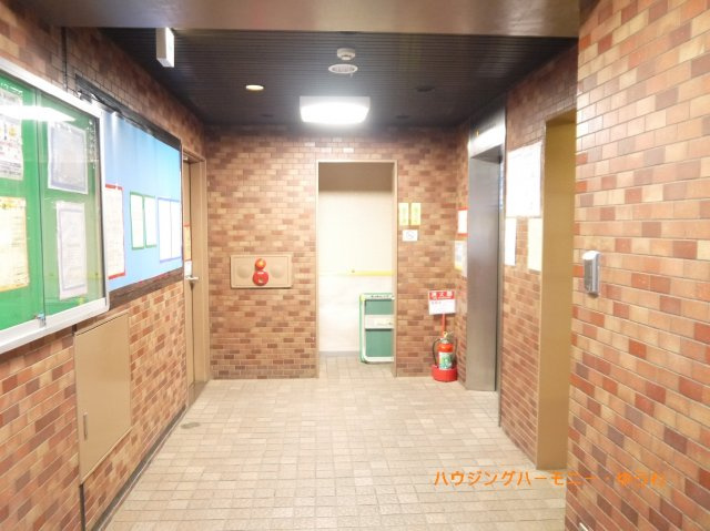 【その他共用部分】 | 新大塚タウンプラザ | 開放的な大変キレイなエントランスです。