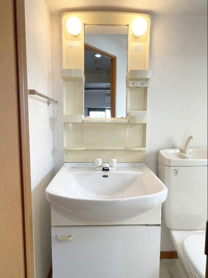 【独立洗面台】 | アクタス博多駅東 | 使いやすい独立洗面台です