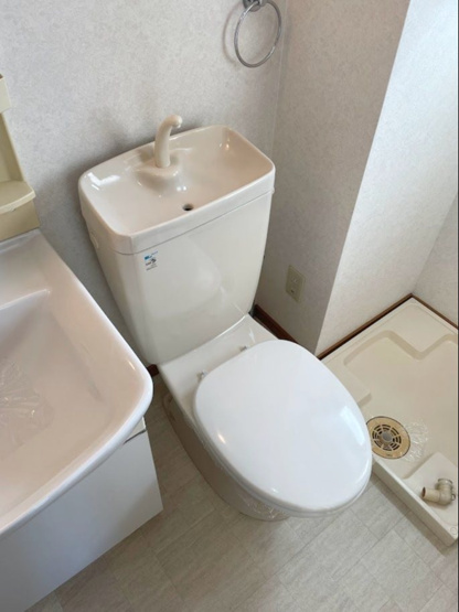 【トイレ】 | アクタス博多駅東 | 落ち着いた色調のトイレです