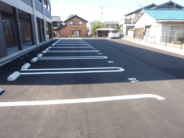 ベル・フェリスの駐車場