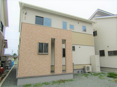 【外観：施工例】 | 未入居住宅　甲斐市中下条 | 外観です！