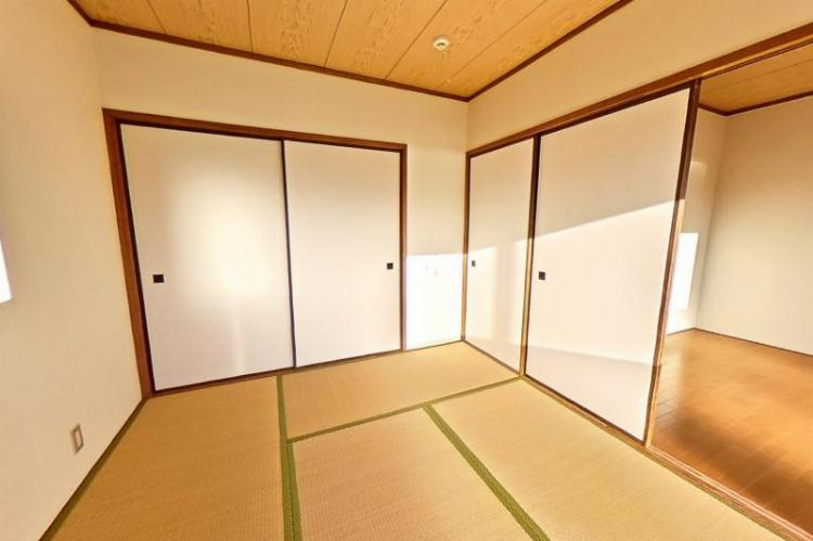 リバープール新田の和室