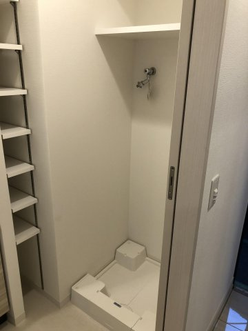 【洗面所】 | LANDIC　O2227 | 広い洗面スペース