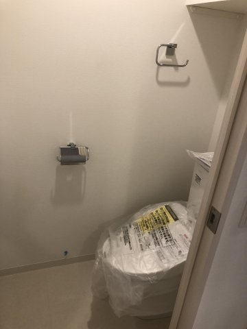 【トイレ】 | LANDIC　O2227 | 落ち着いた色調のトイレです