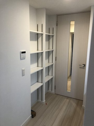 【収納】 | LANDIC　O2227 | たっぷりとした収納スペースです