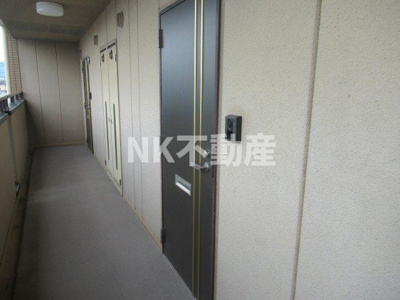 【玄関】 | セピアコート（徳庵賃貸） | きれいな玄関です