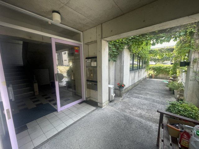 アイビーコート88のエントランス|アイビーコート88(1階店舗)　エントランス