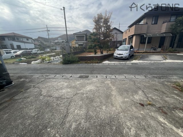 【駐車場】 | 姫路市飾西／倉庫