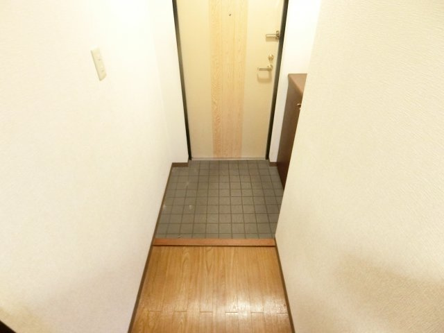 サンパレス21泉北の玄関|同マンション別部屋写真