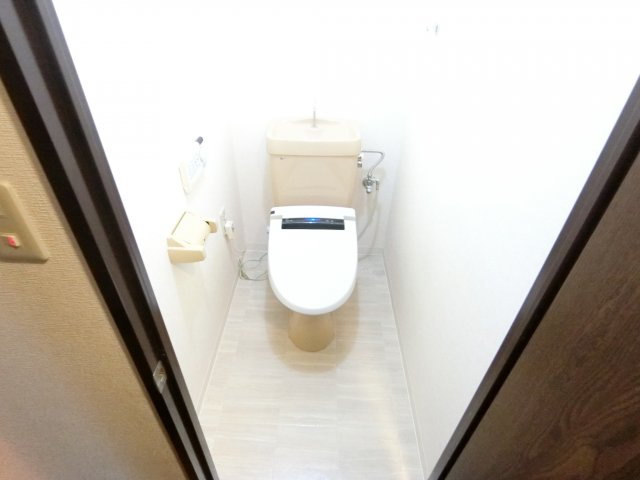サンパレス21泉北のトイレ|同マンション別部屋写真