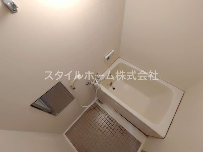 【浴室】 | パークハイツ宮下 | 別部屋写真です。