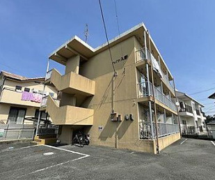 ハイツ入野の外観