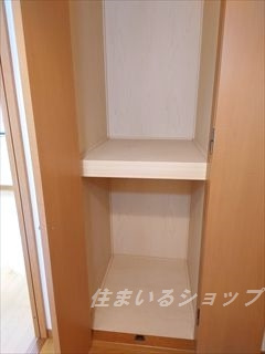 広島市安佐北区深川５丁目の賃貸マンションの収納