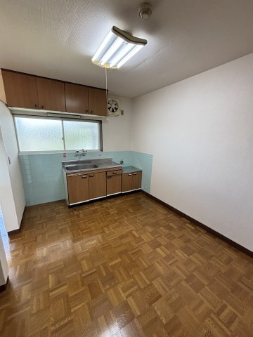 ホワイトハイツ