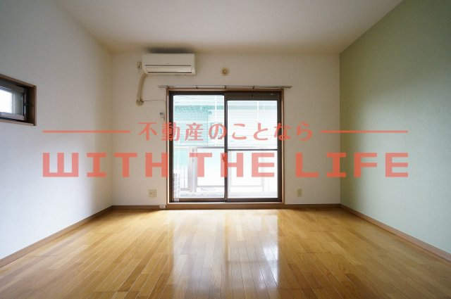 メゾン小林【キャッシュバック対象物件】の洋室|広々とした洋室です