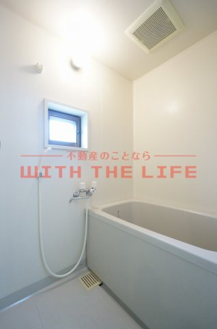 メゾン小林【キャッシュバック対象物件】の浴室|コンパクトで使いやすいお風呂です