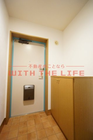 メゾン小林【キャッシュバック対象物件】の玄関|落ち着いた玄関です