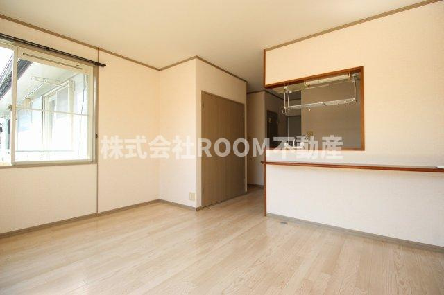 メゾン立野の居間・リビング