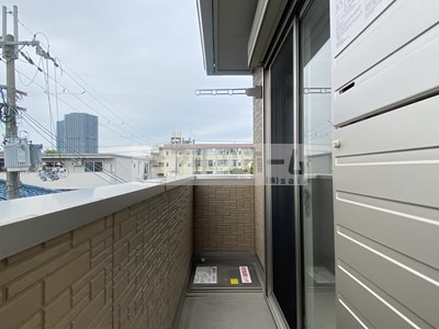 アゼリア東太子のバルコニー